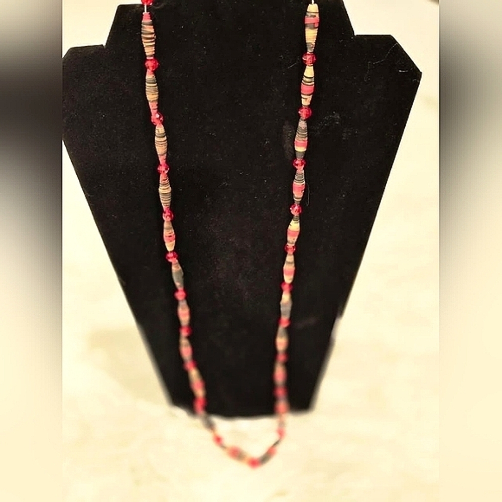 Long Beaded Necklace 🌴